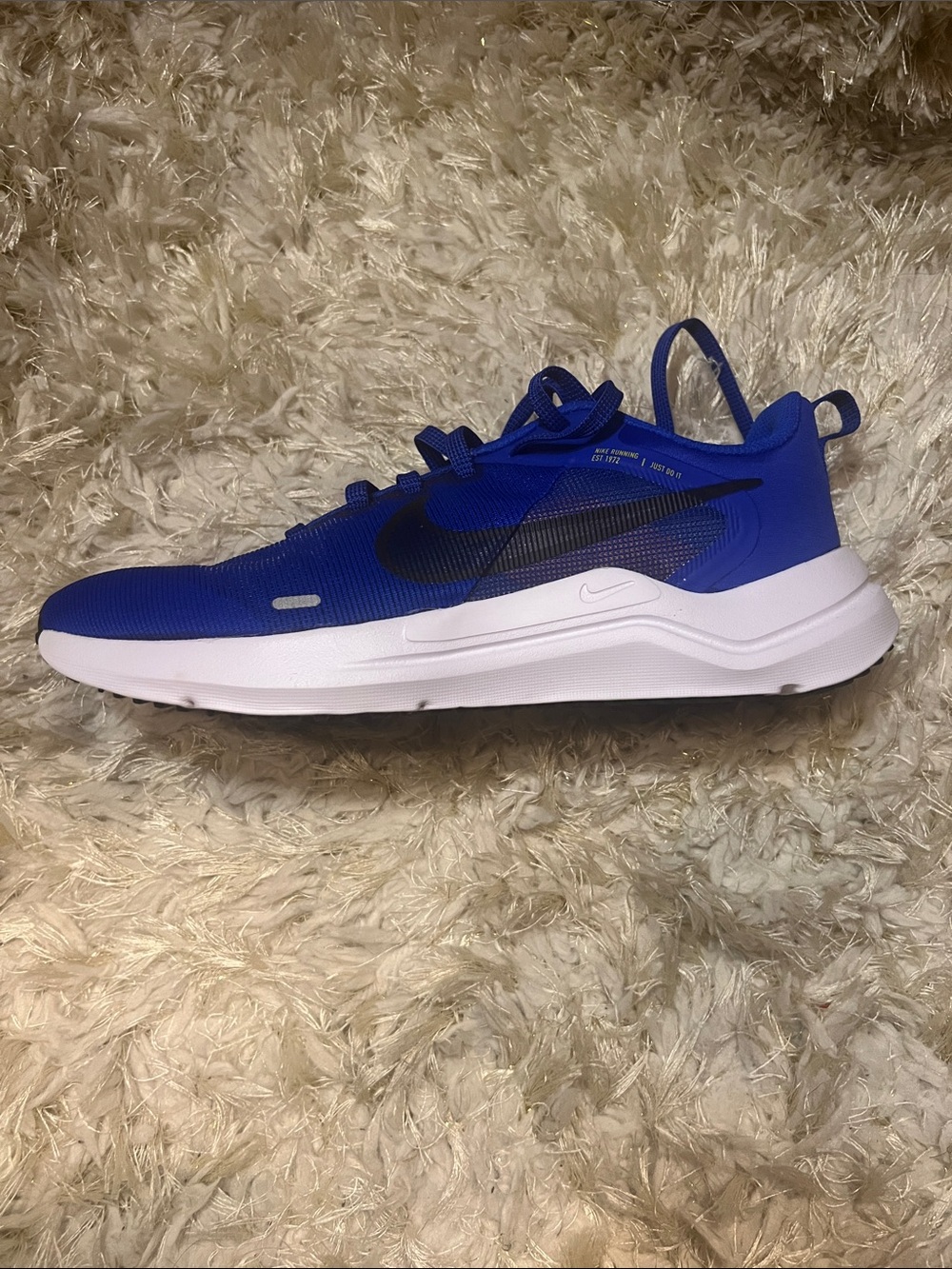Nike Men's Royal Blue Running Sneakers with White Midsole - NEW! NEVER WORN!